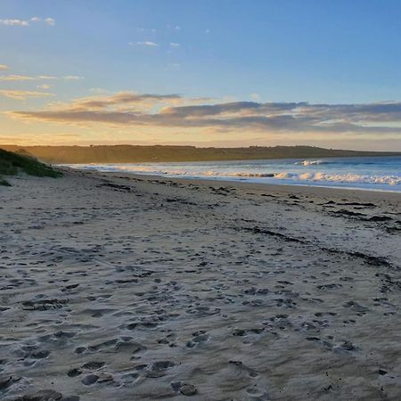 This Is It - Along The Coast Foghill Extérieur photo